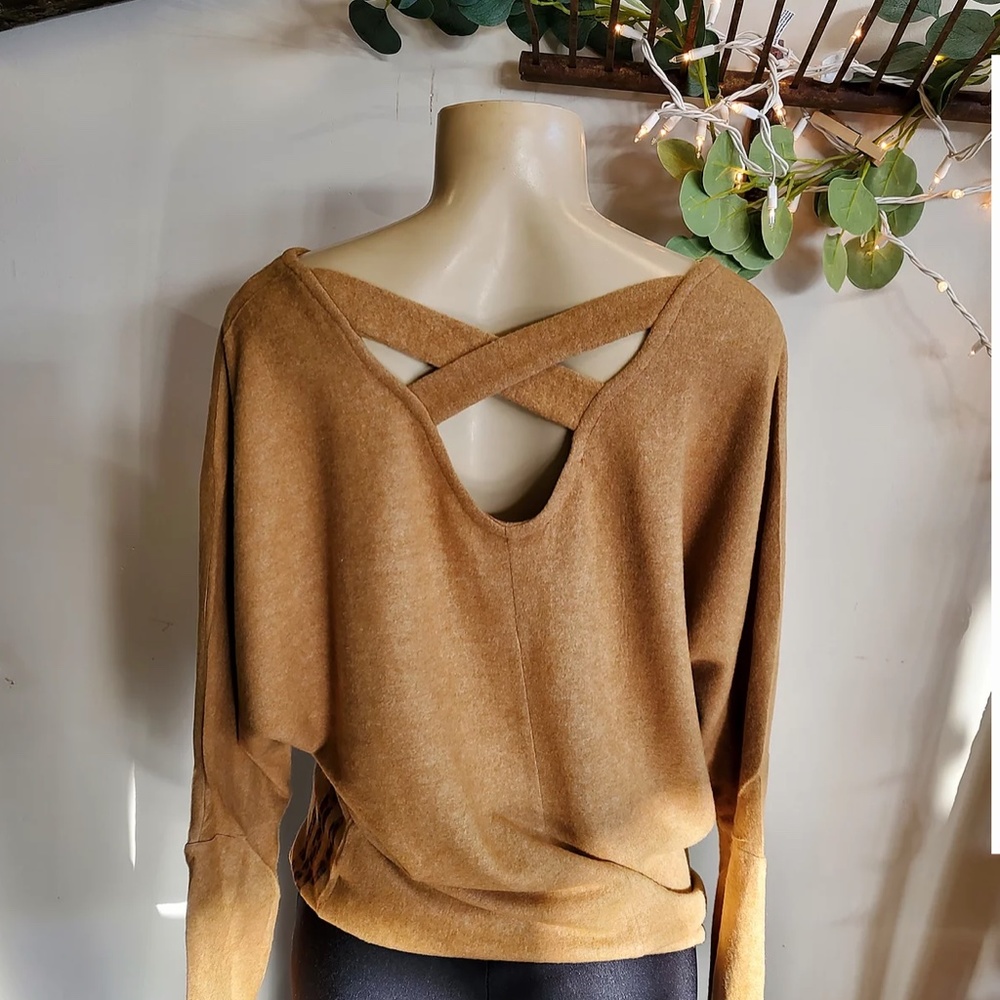 Cactus Sweater - Picture 2 of 2